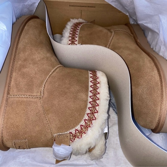 UGG Boots woman size 10 Classic mini Taslyn boot in Chestnut color New - Picture 4 of 15